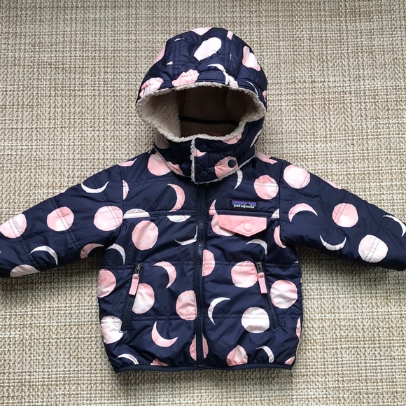Patagonia Reversible Tribbles Jacket (size 12-18m)